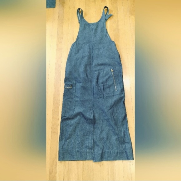 Dark Denim overalls jumper with extra pockets/zippers - Picture 2 of 3